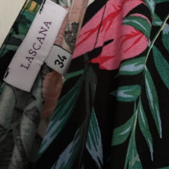 Lascana Floral Jumpsuit with Tie Straps - Picture 2 of 5